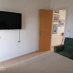 شقة Corafili *