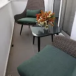 Corafili شقة *