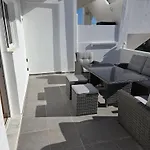 Corafili شقة *