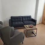 Corafili شقة