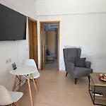 شقة Corafili *