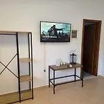 شقة Corafili