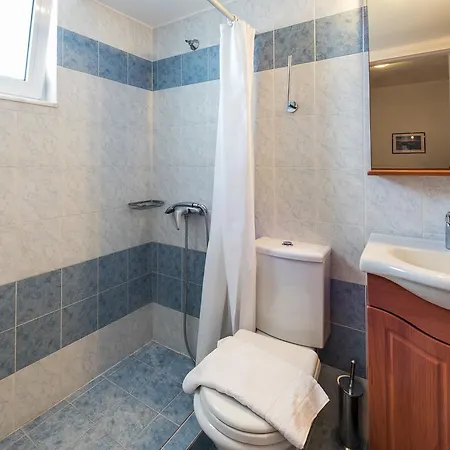 Apartment Corafili *